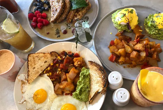 SUNDAY BRUNCH
